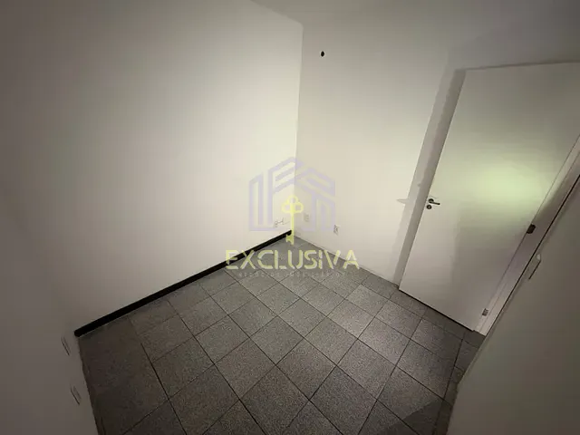 Sala com 35m², à venda, no bairro Cacuia em Rio de Janeiro