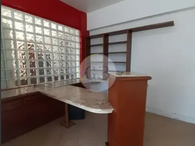 Sala à venda, no bairro Centro em Pelotas