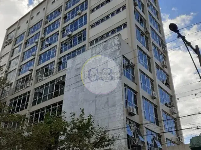 Sala à venda, no bairro Centro em Pelotas