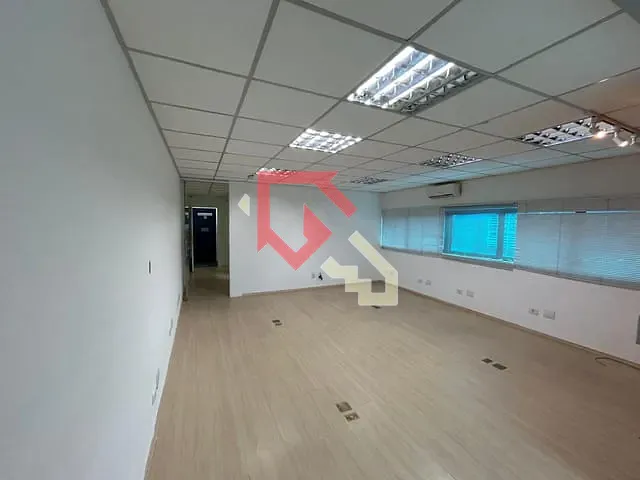 Sala à venda, no bairro Vila Bocaina em Mauá