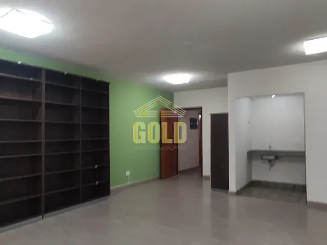 Sala com 80m², à venda, no bairro Centro em Londrina