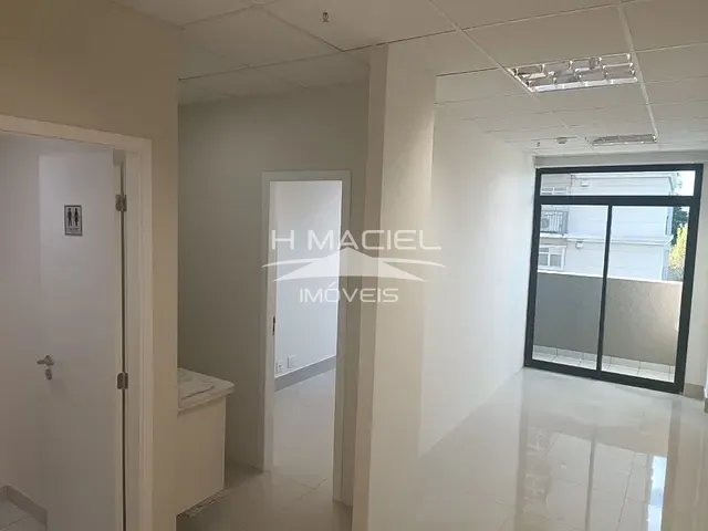 Sala com 33m², para alugar, no bairro Jardim Eulina em Campinas