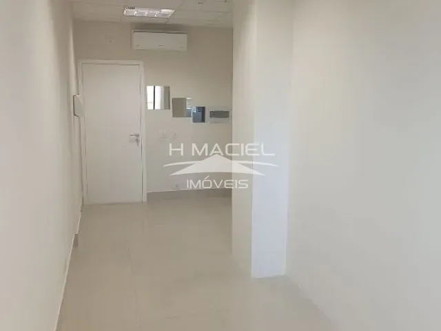 Sala com 33m², para alugar, no bairro Jardim Eulina em Campinas