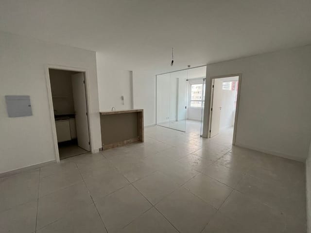 Sala com 98m², à venda, no bairro Gleba Palhano em Londrina