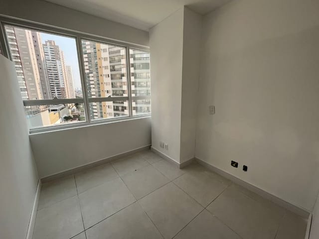 Sala com 98m², à venda, no bairro Gleba Palhano em Londrina