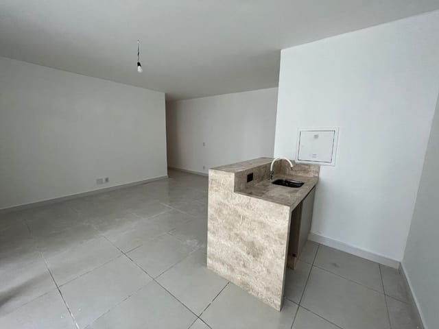 Sala com 98m², à venda, no bairro Gleba Palhano em Londrina
