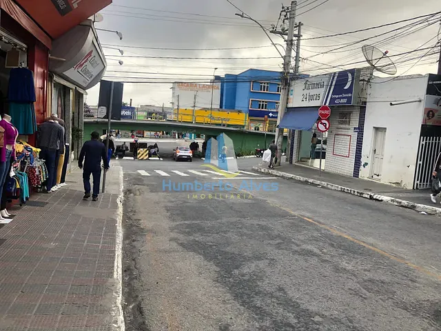 Sala para alugar, no bairro Centro em Vitória da Conquista