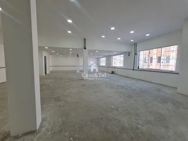 Sala para alugar, no bairro Centro em São João de Meriti