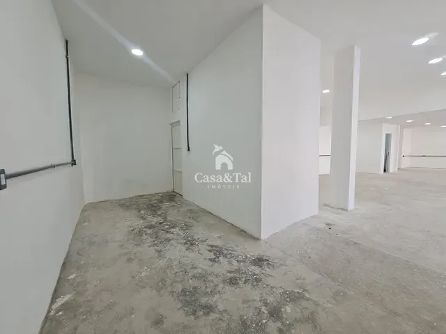 Sala para alugar, no bairro Centro em São João de Meriti