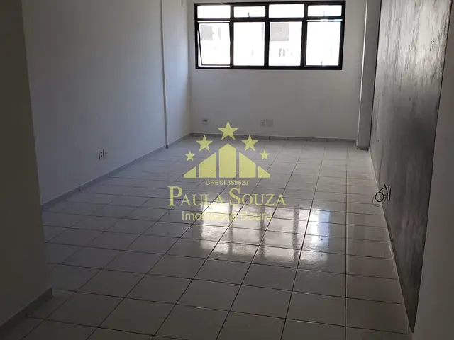 Sala à venda ou para alugar, no bairro Jardim Infante Dom Henrique em Bauru