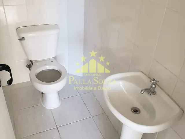Sala à venda ou para alugar, no bairro Jardim Infante Dom Henrique em Bauru