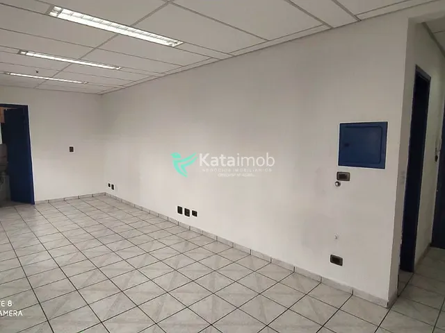 Sala à venda ou para alugar, no bairro Vila Monte Alegre em São Paulo