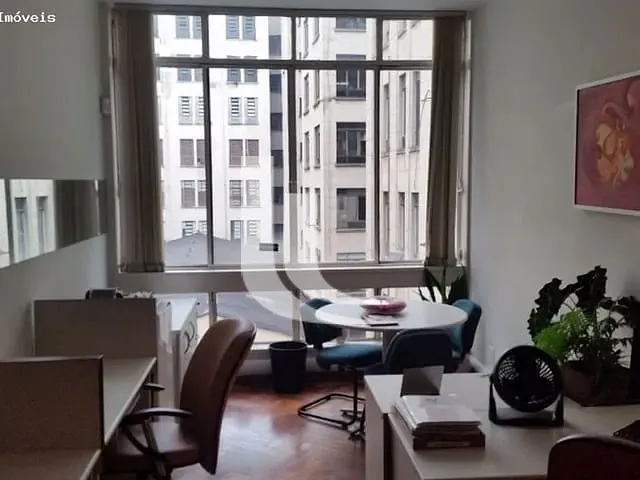 Sala à venda, no bairro República em São Paulo