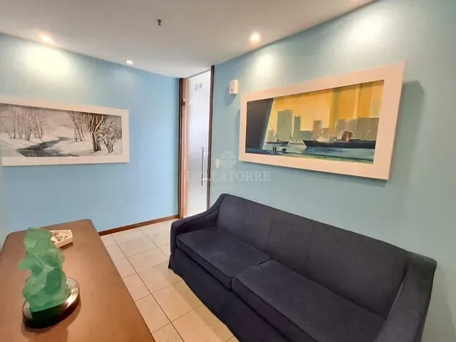 Sala à venda, no bairro Várzea em Teresópolis