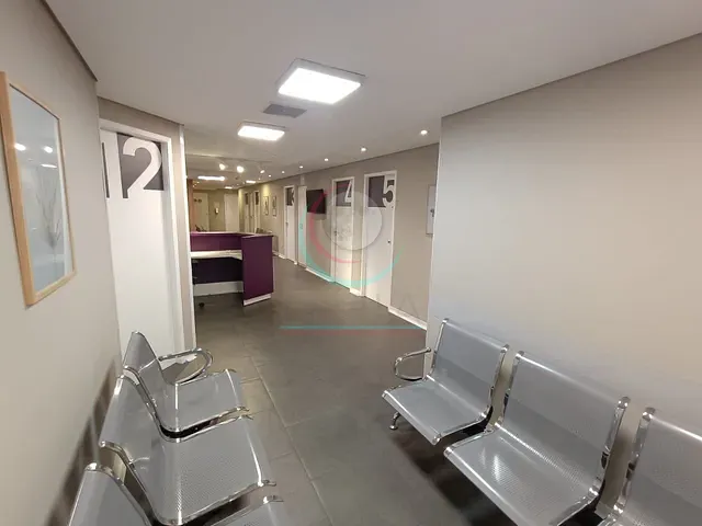 Sala para alugar, no bairro República em São Paulo