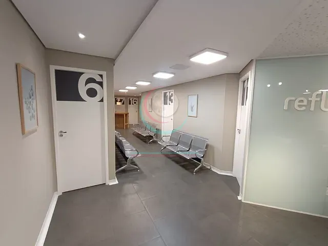 Sala para alugar, no bairro República em São Paulo