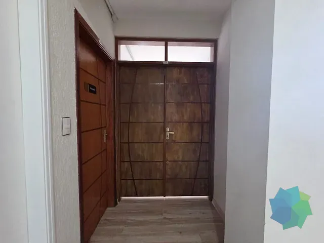 Sala à venda, no bairro Centro em Salto
