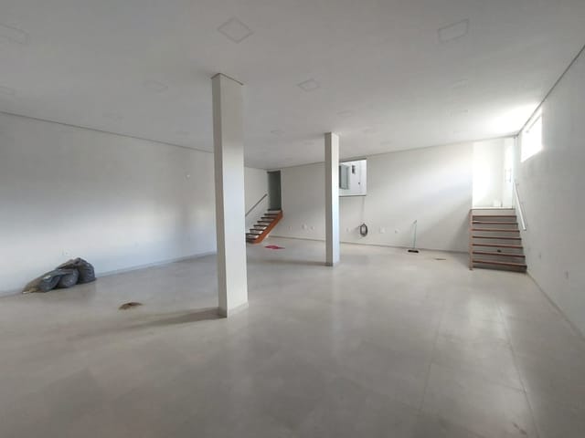 Foto do Loja - Loja para locação, Centro, Araçuaí, MG | Rede Max Imoveis