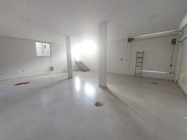 Foto do Loja - Loja para locação, Centro, Araçuaí, MG | Rede Max Imoveis