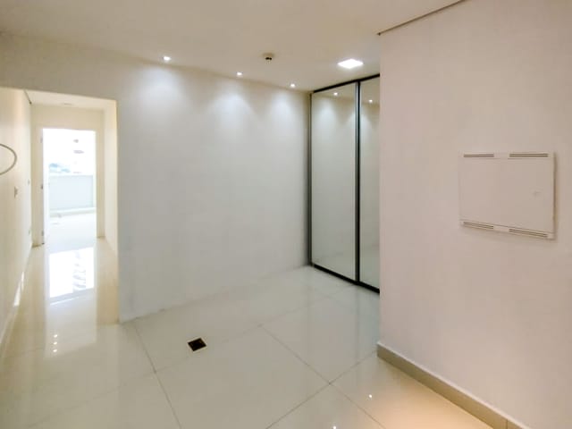 Foto do Sala - Sala no Palhano Business para locação com divisórias na melhor localização da Gleba Fazenda Palhano, Londrina, PR - REF: SA0008. | Grupo Mitral Imóveis