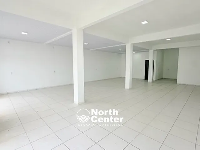 Sala para alugar, no bairro Centro em Balneário Barra do Sul