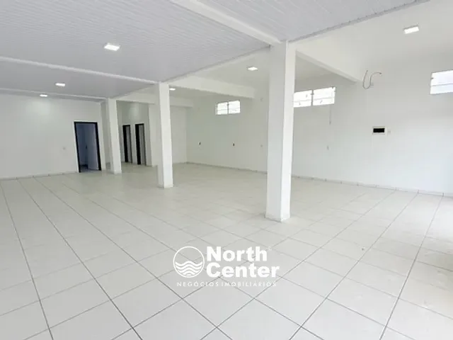 Sala para alugar, no bairro Centro em Balneário Barra do Sul