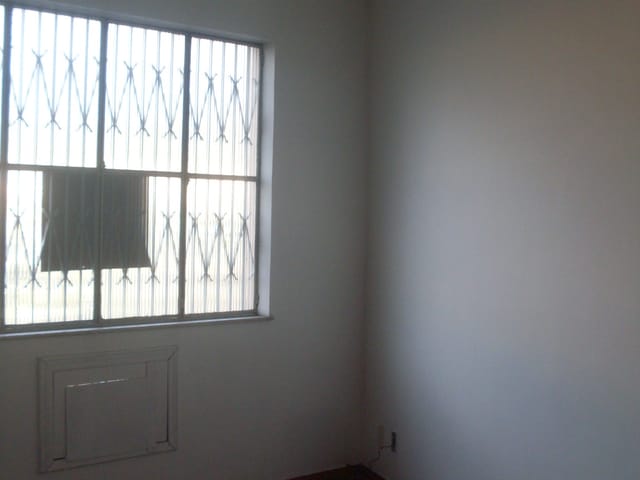 Sala com 70m², para alugar, no bairro Campo Grande em Rio de Janeiro