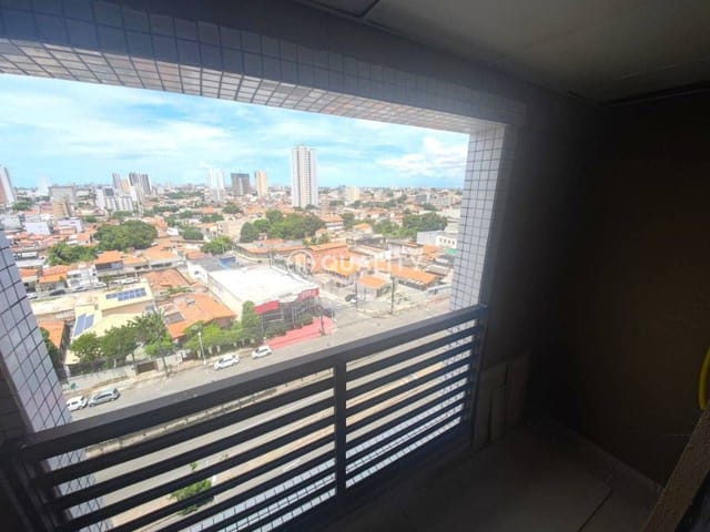 Sala para alugar, no bairro Pici em Fortaleza