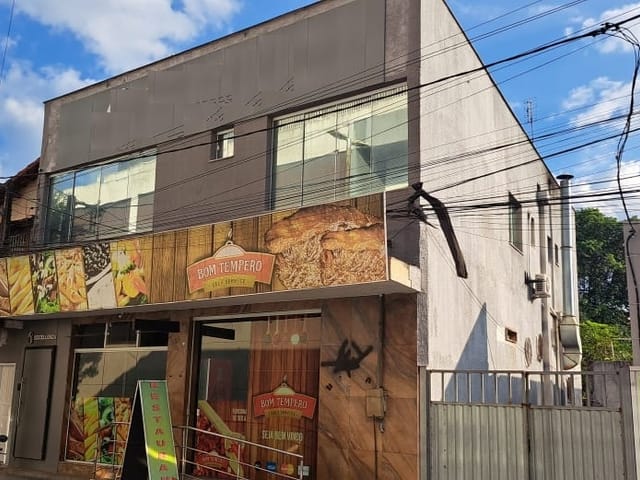 Sala para alugar, no bairro Centro em Rio das Ostras