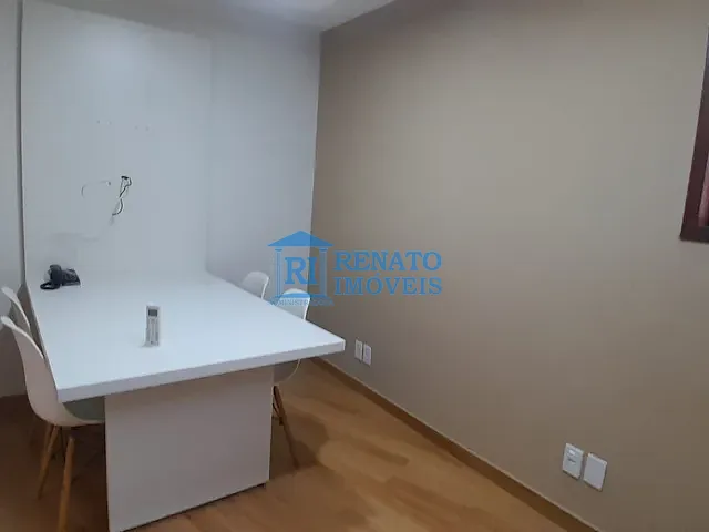 Sala para alugar, no bairro Centro em Maricá