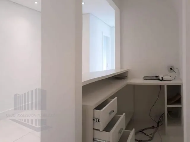 Sala à venda, no bairro Vila Nova Conceição em São Paulo