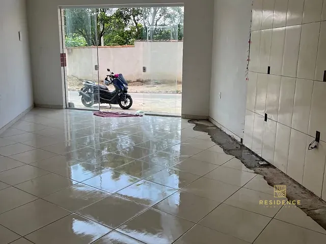 Loja à venda ou para alugar, no bairro Jardim Real em Pinheiral