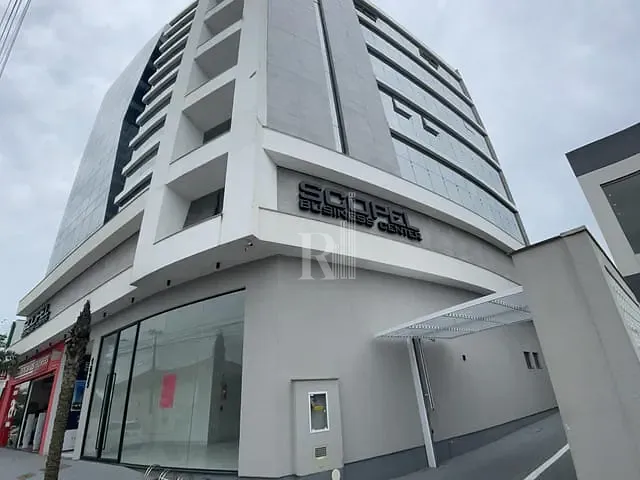 Sala para alugar, no bairro Centro em Tijucas