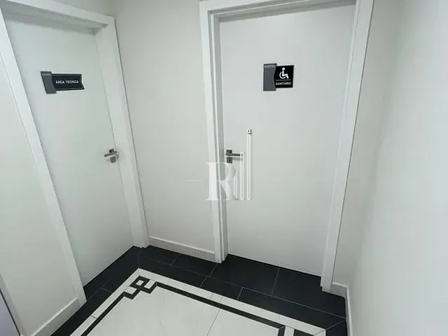 Sala para alugar, no bairro Centro em Tijucas