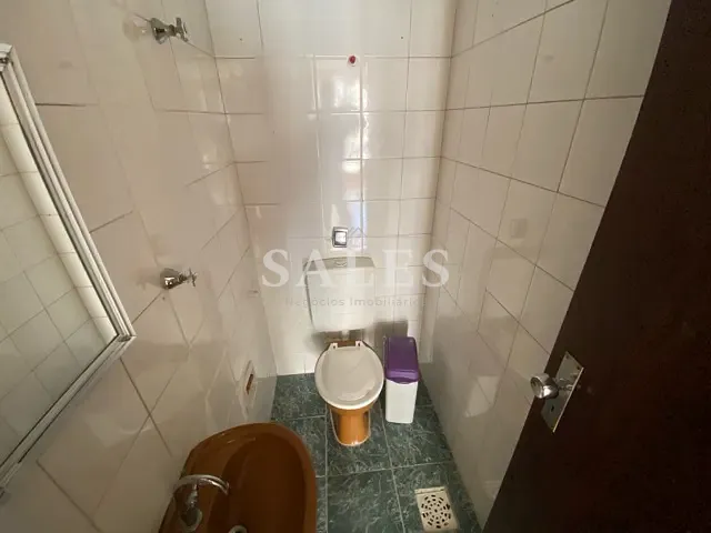 Sala com 29m², à venda ou para alugar, no bairro Centro em Juiz de Fora