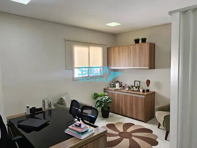 Sala à venda ou para alugar, no bairro Centro em Pouso Alegre