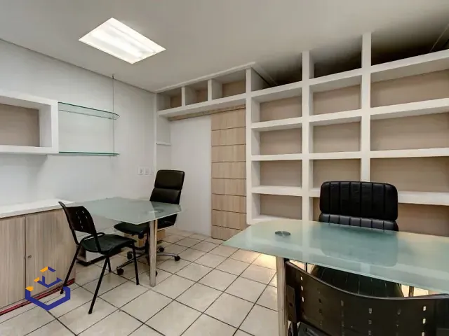 Sala à venda, no bairro Centro em Fortaleza
