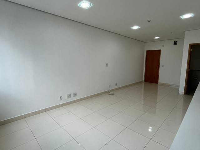 Sala para alugar, no bairro Setor Oeste em Goiânia