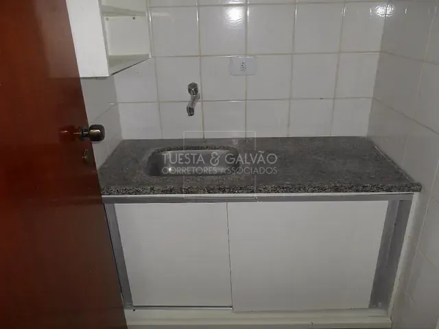 Sala com 60m², à venda, no bairro Centro em Curitiba