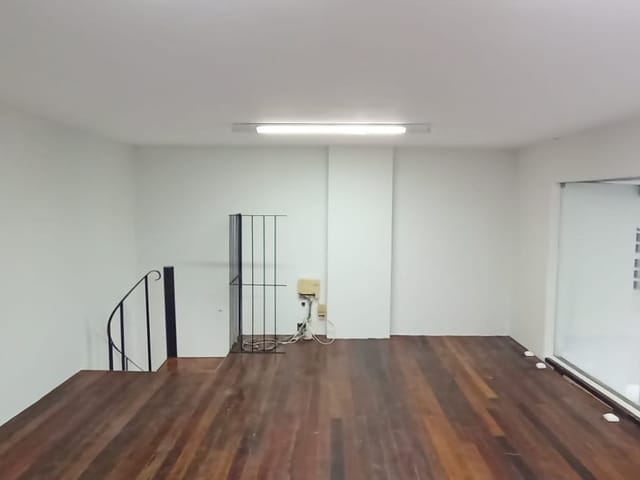 Sala com 51m², para alugar, no bairro Centro em Florianópolis