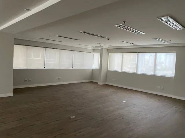 Sala para alugar, no bairro Centro em Santo André