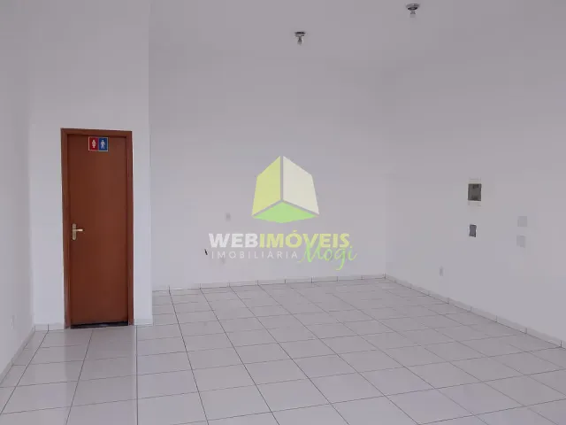 Sala com 35m², para alugar, no bairro Vila Natal em Mogi das Cruzes
