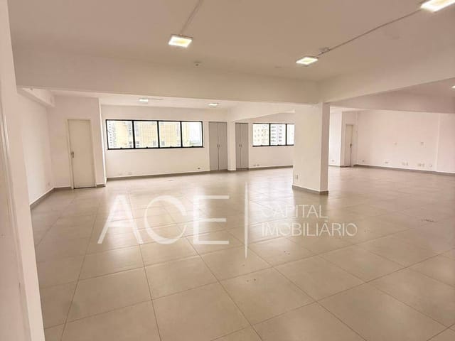 Sala com 150m², para alugar, no bairro Setor Aeroporto em Goiânia