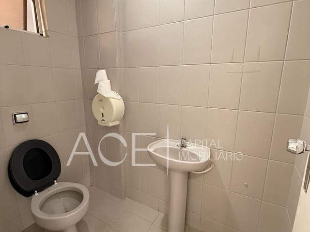 Sala com 150m², para alugar, no bairro Setor Aeroporto em Goiânia