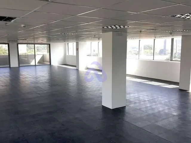 Sala para alugar, no bairro Jardim Caravelas em São Paulo