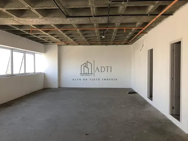Sala à venda, no bairro Jardim Armênia em Mogi das Cruzes