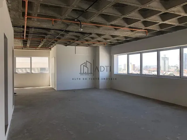 Sala à venda, no bairro Jardim Armênia em Mogi das Cruzes