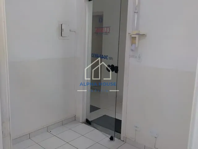 Sala para alugar, no bairro Parque São Benedito em Pindamonhangaba