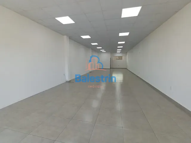 Sala para alugar, no bairro Centro em Fraiburgo