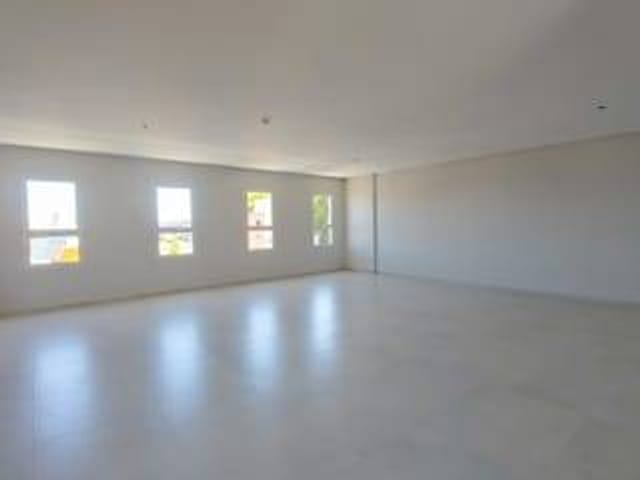 Sala com 157m², para alugar, no bairro Nova Rússia em Ponta Grossa